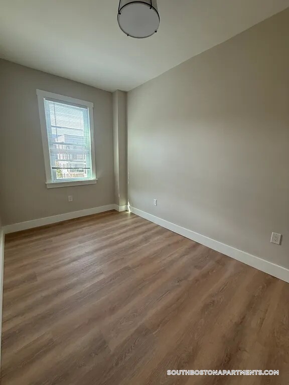 Photo - 17 M St Unidad 2