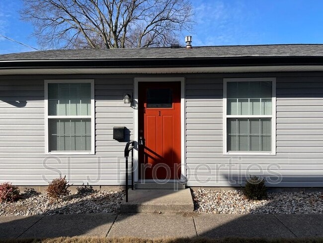 Building Photo - 318 Meigs Ave Unit 1