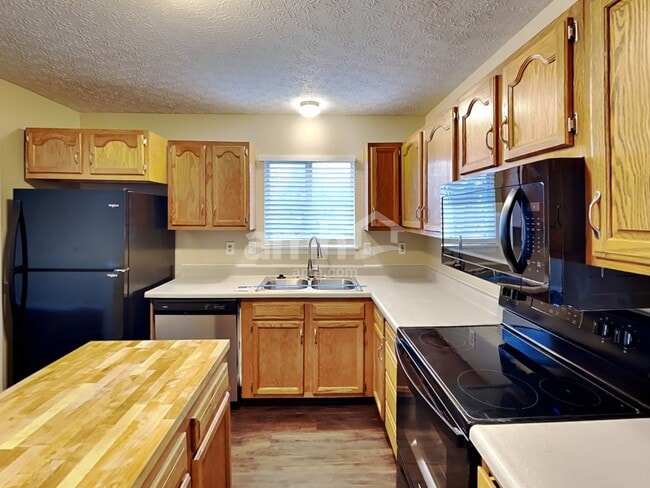 Photo - 3516 High Creek Dr