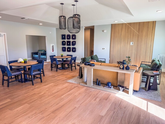 Photo - Addison Grove