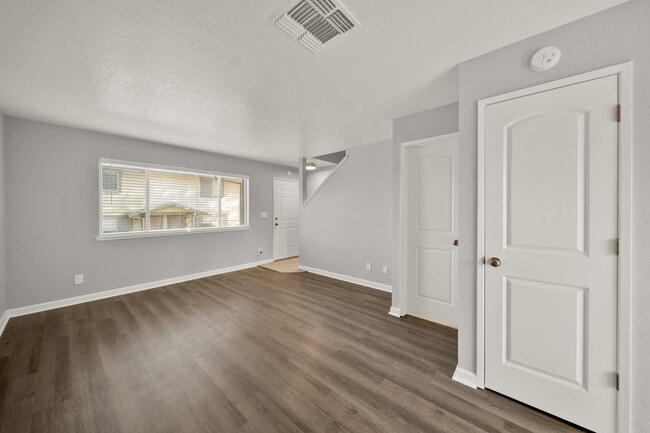 Heather Ridge Apartments