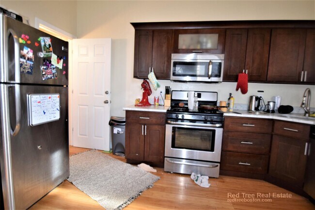 Building Photo - 18 Cobden St Rental