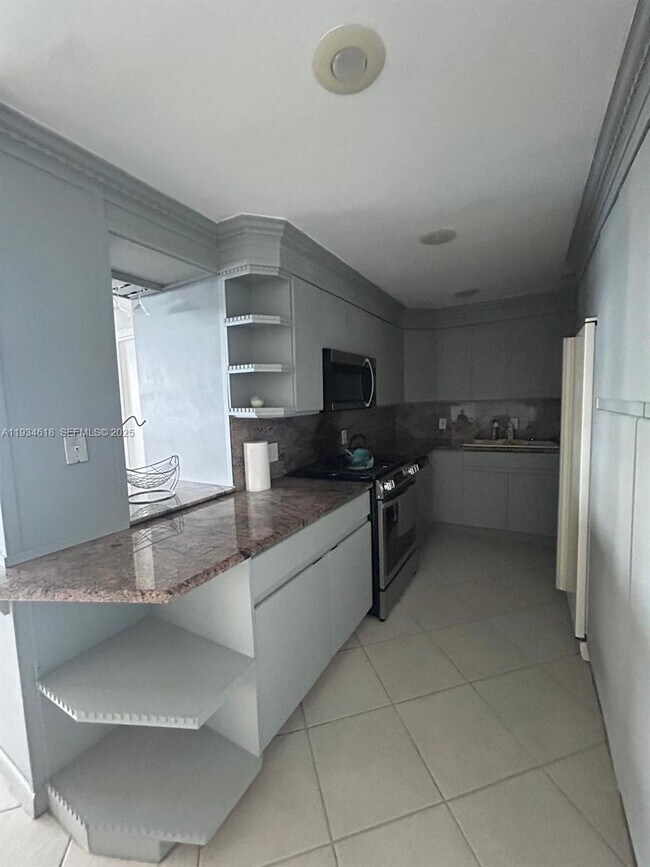 Photo - 3140 S Ocean Dr Unit PH6