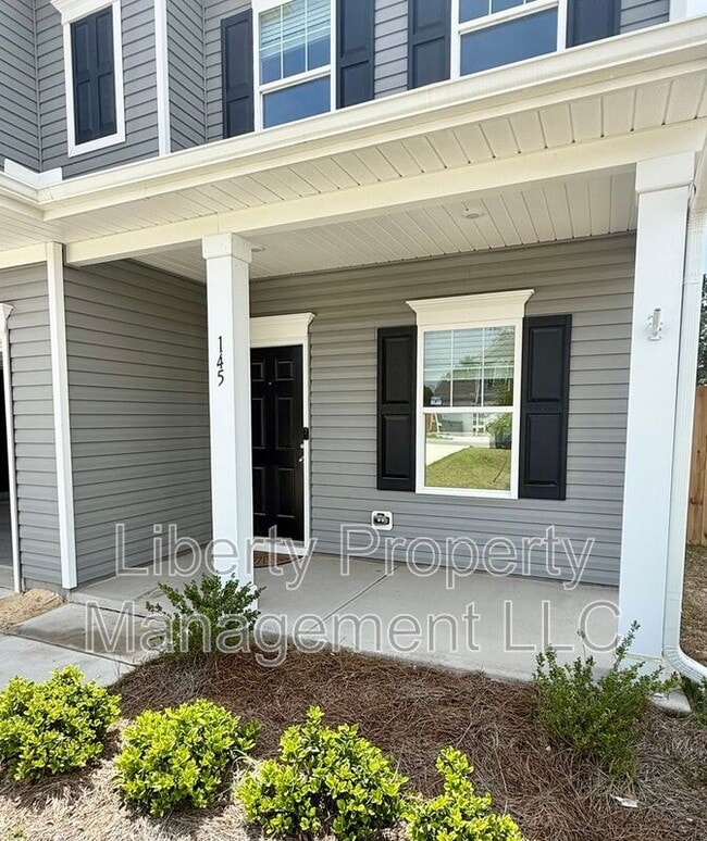 Photo - 145 Deodora Ln