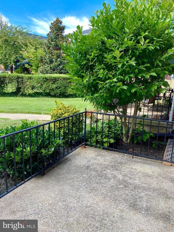 Photo - 8139 Clyde Bank Rd Townhome