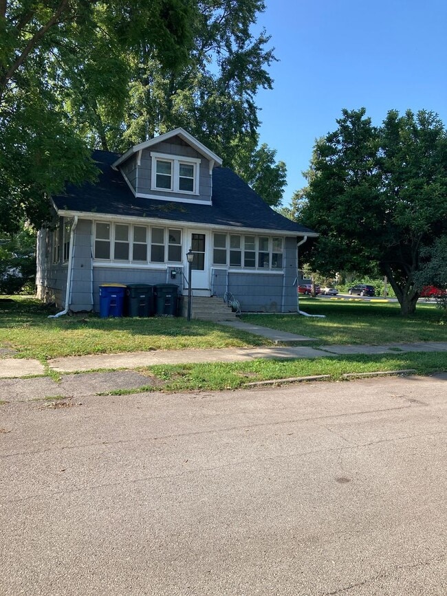 Photo - 605 W Beechwood Ave