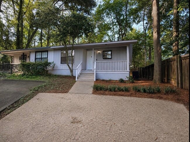 Photo - 1813 Meriadoc Rd