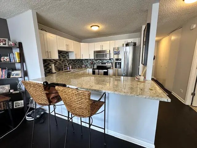 Building Photo - 30 E Huron St Unit 3706