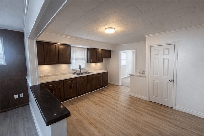 Photo - 2430 Mayfair Dr