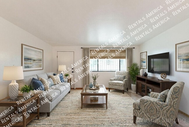 Building Photo - 803 E Holaway Dr