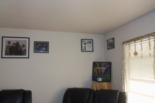 Photo - 196 - 3427/3429 SE 3rd Unit 196-3427 SE 3rd