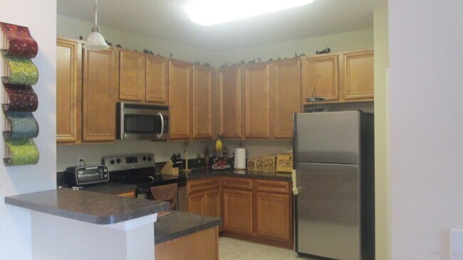 Building Photo - 8226 Green Parrot Rd Unit 8226 Rental