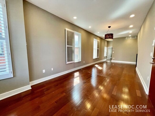 Photo - 1004 N Street NW-#1 Unit #1