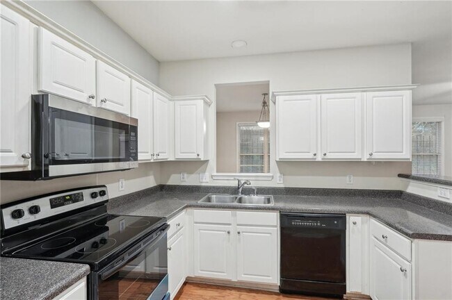 Photo - 3306 Sheffield Cir