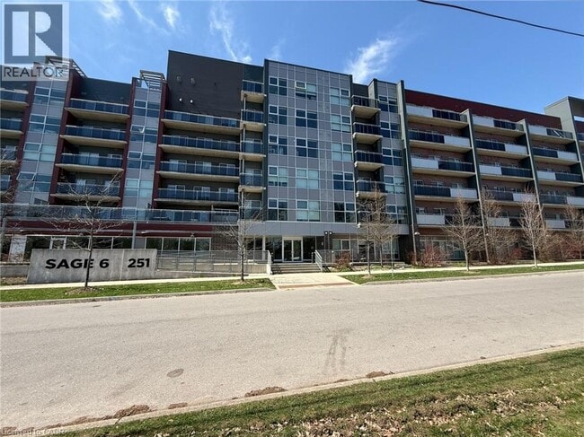 Photo - 251 Hemlock St Unit 314