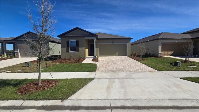 Building Photo - 2443 Grey Hawk Dr