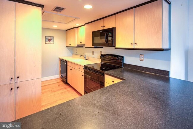 Photo - 2400 Baynard Blvd Unit APT 3