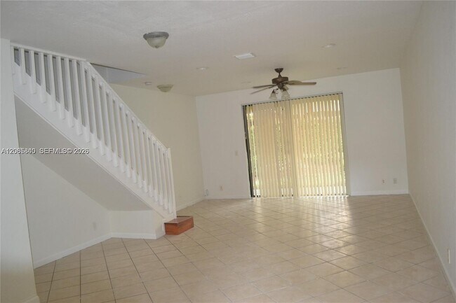 3973 Orange Tree Ln