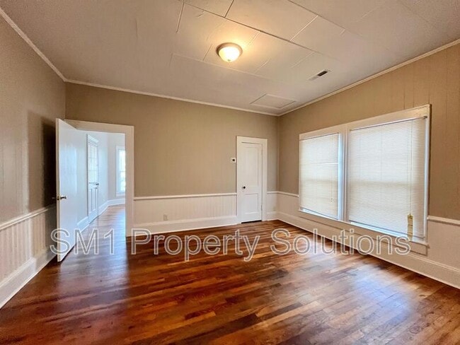 Photo - 617 Harris St