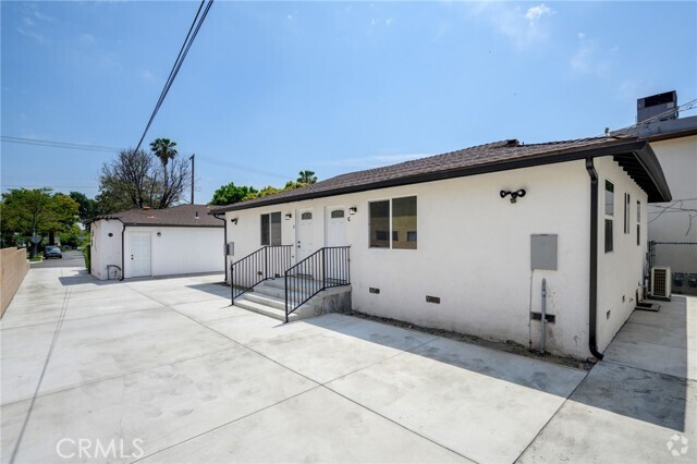 Building Photo - 1007 W Angeleno Ave Unit 103 Rental