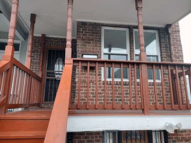 Photo - 1933 4th St NW