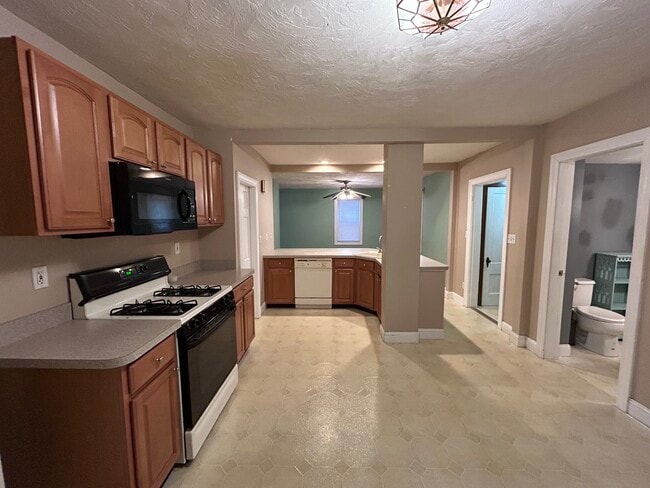 Photo - 82 Exchange St