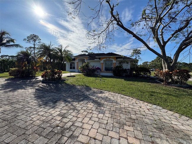 Photo - 7579 Coconut Blvd