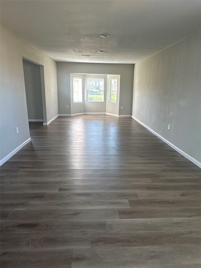 Photo - 432 Dr. Martin Luther King Jr. Dr.