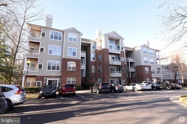 Building Photo - 4210 Mozart Brigade Ln Unit O Rental