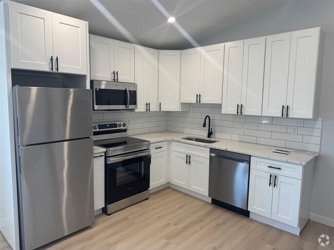 Building Photo - 544 Locust Ave Unit 3A Rental