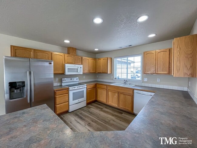 Photo - 3BD Ranch in Desirable Pasco Neighborhood