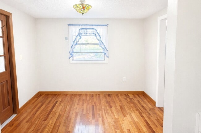 Photo - 10019 Curley Rd