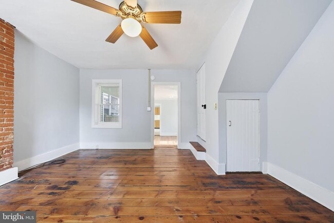 Photo - 101 W 5th St