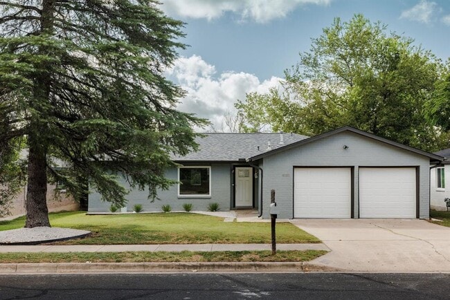 Building Photo - 6101 London Dr