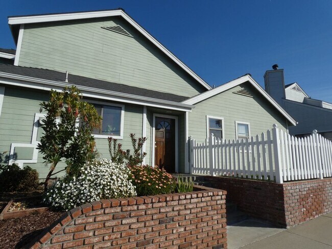 Photo - Charming 2 bedroom 2 bath in the heart of Arroyo Grande