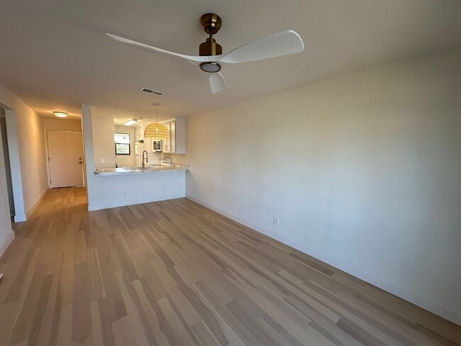Photo - 2 bedroom 1 Bath newly renovated 1 mile fr...