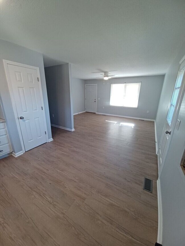 Photo - 2BD/2BA Duplex In Conover