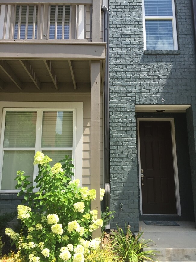 Building Photo - 1815 Ridley Blvd