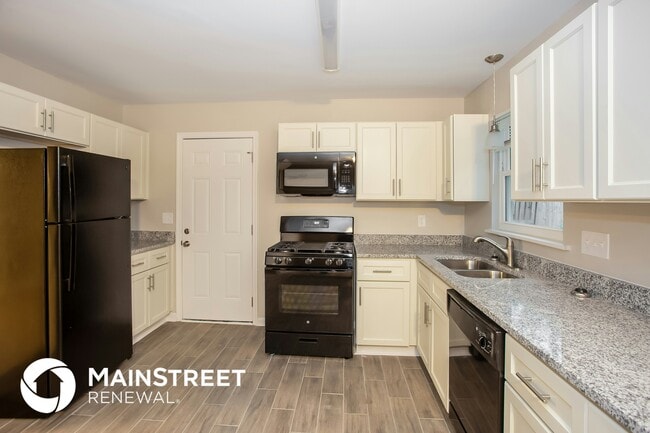 Photo - 10321 Roundhouse Cir