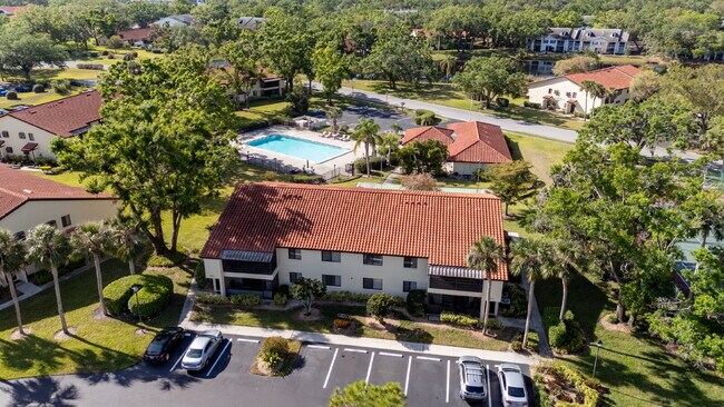 Photo - "Discover Serenity: Spacious 2-Bed, 2-Bath Condo in Vibrant Sarasota!" Unidad 202