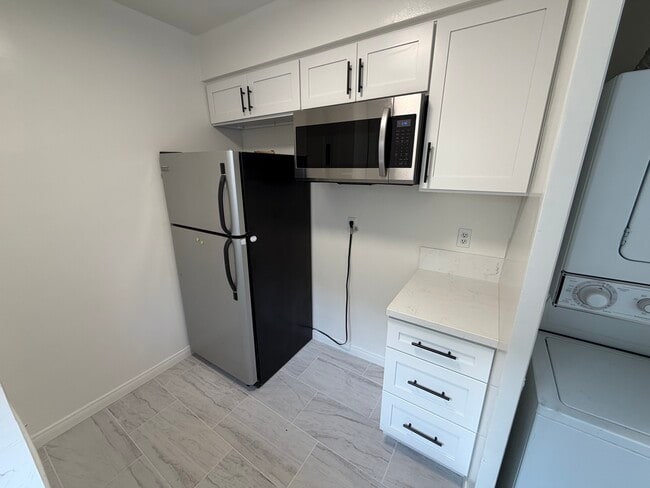 Photo - 728 Clay Ave Unit Apartment C