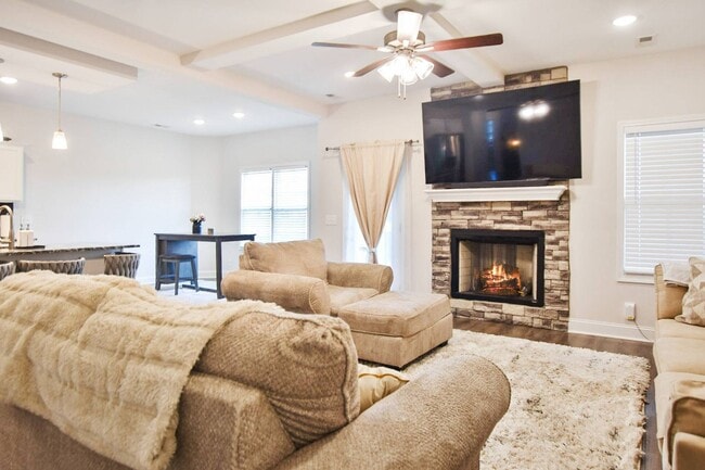 Photo - Pet Friendly Four Bedroom with Bonus!