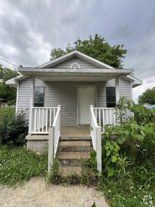 Building Photo - 406 W Ripley Ave Rental