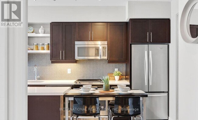 Photo - 525 Adelaide St W Unit Lph35