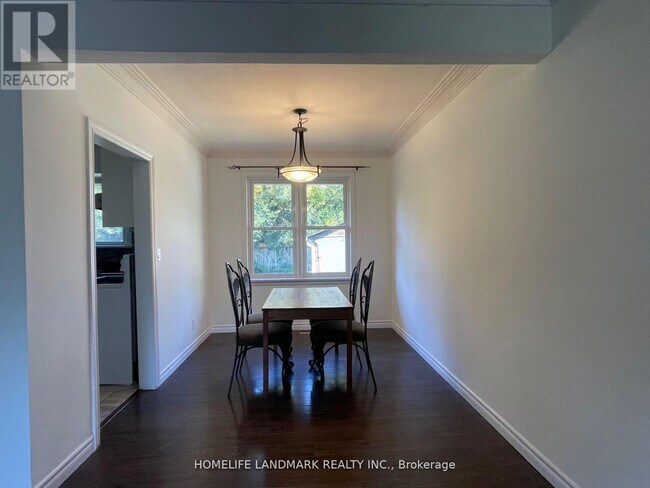 Photo - 11 Byrne Blvd