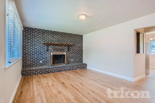 Photo - 432 28th Ave Ct