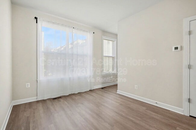 Photo - 2838 Dart Dr