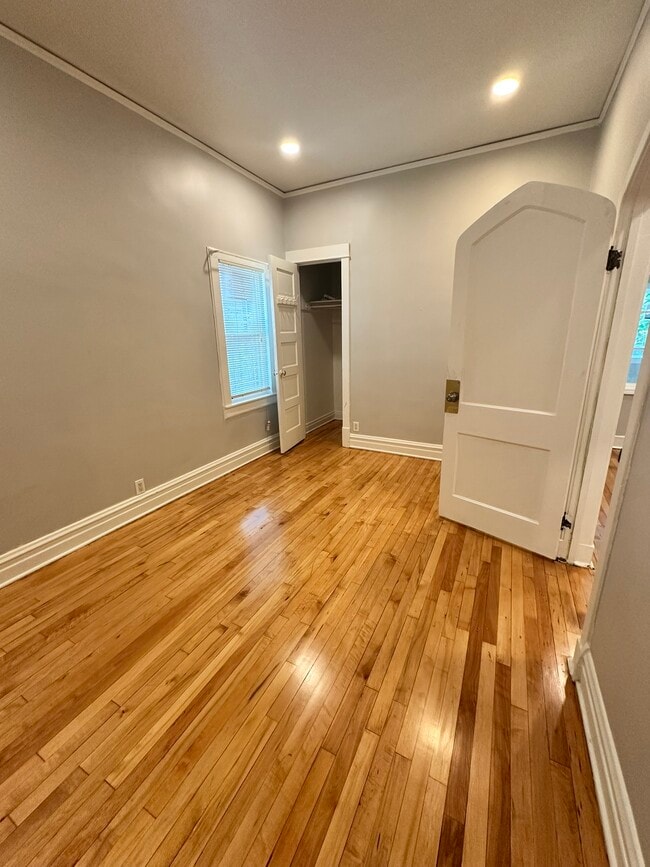 Photo - 3255 N Kenneth Ave