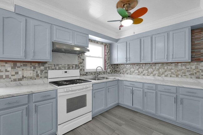 Photo - 1414 Shanley Dr