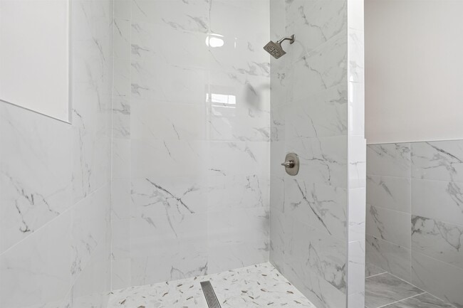 Photo - 143 W 26th St Unit 2